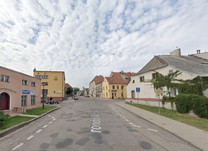 Najbiedniejsze miasto w woj. warmińsko-mazurskim. Jest na szarym końcu Polski
