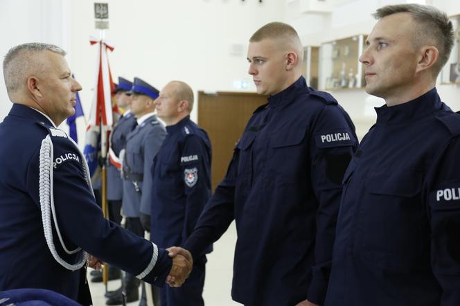 Nowi funkcjonariusze lubelskiej policji. 24 mężczyzn i 5 kobiet wypowiedziało słowa przysięgi