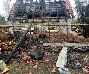 W jednej chwili stracił dorobek całego życia! Z płomieni uratował tylko psa