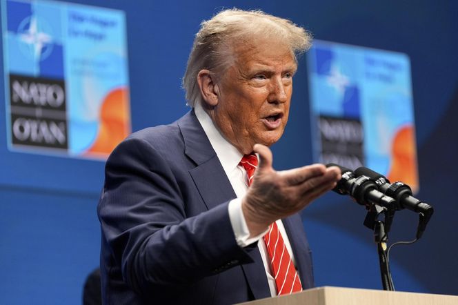 Trump sprawił, że "wszyscy zatańczyli tak, jak im zagrał na fujarce". Szokujące wnioski po Hadze!