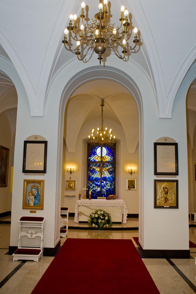 PIERWSZA DAMA WYBIERZE POMIĘDZY...