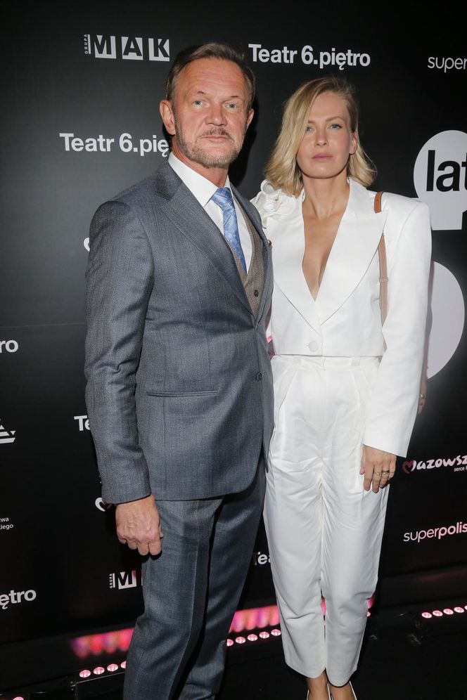 Edyta Pazura uciekła z Polski. Zamiast w sukienkę wskoczyła w kołdrę!