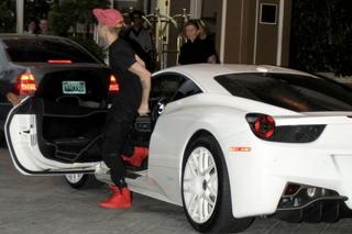 Justin Bieber jeździ Ferrari 458 Italia