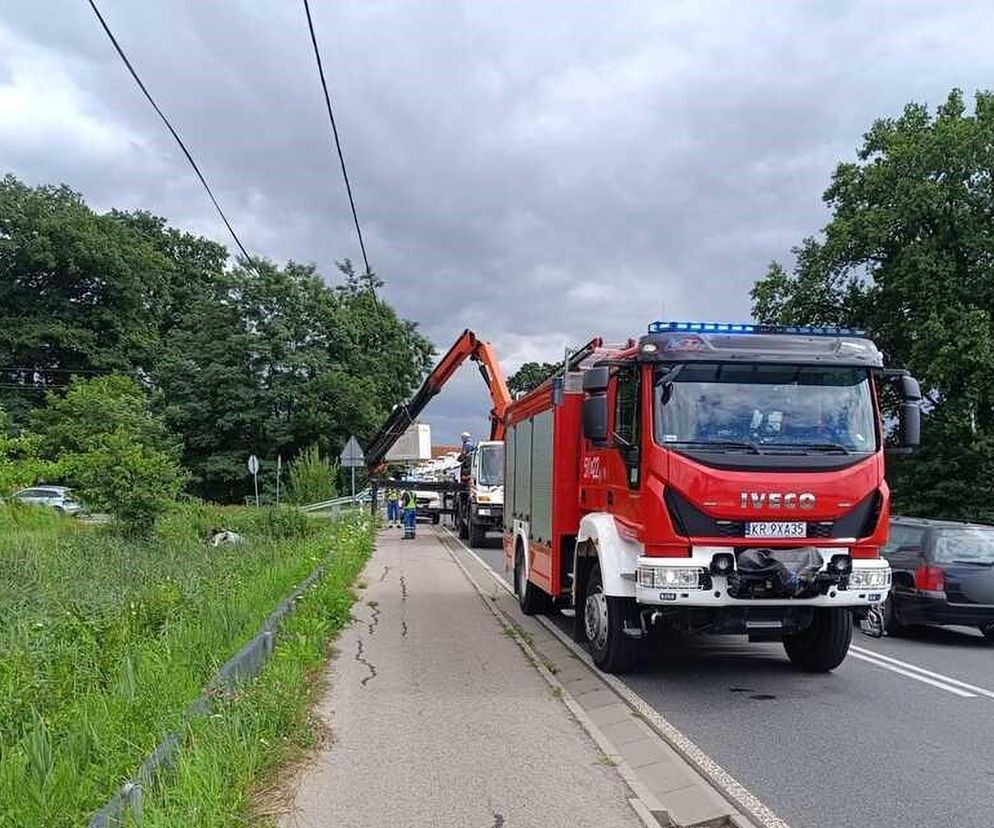 28-latek doprowadził do prawdziwego armagedonu! Interweniowały wszystkie służby. Jego pasażera zabrał śmigłowiec