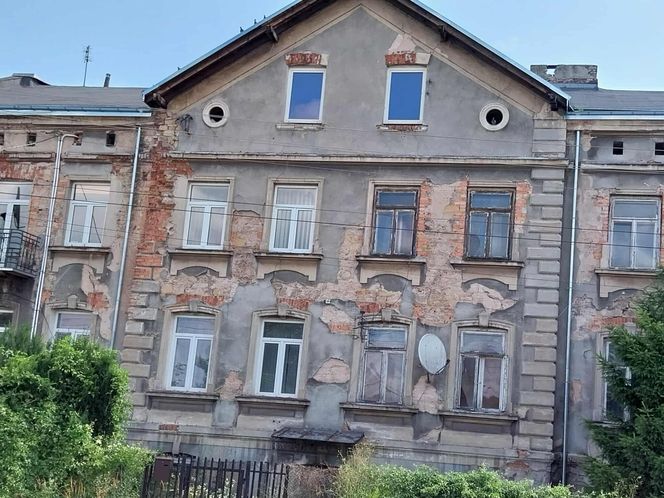 Kamienica Giepardów w Starachowicach