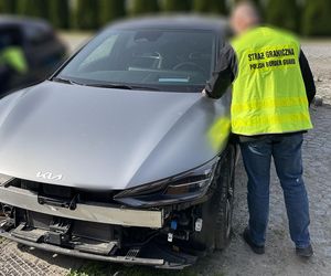 Podkarpacie. Luksusowe auta w rękach Straży Granicznej. Jedno miało trafić do Zjednoczonych Emiratów Arabskich [ZDJĘCIA].