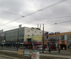 Tu łodzianie robili zakupy w okresie PRL-u. Pamiętacie te domy handlowe?