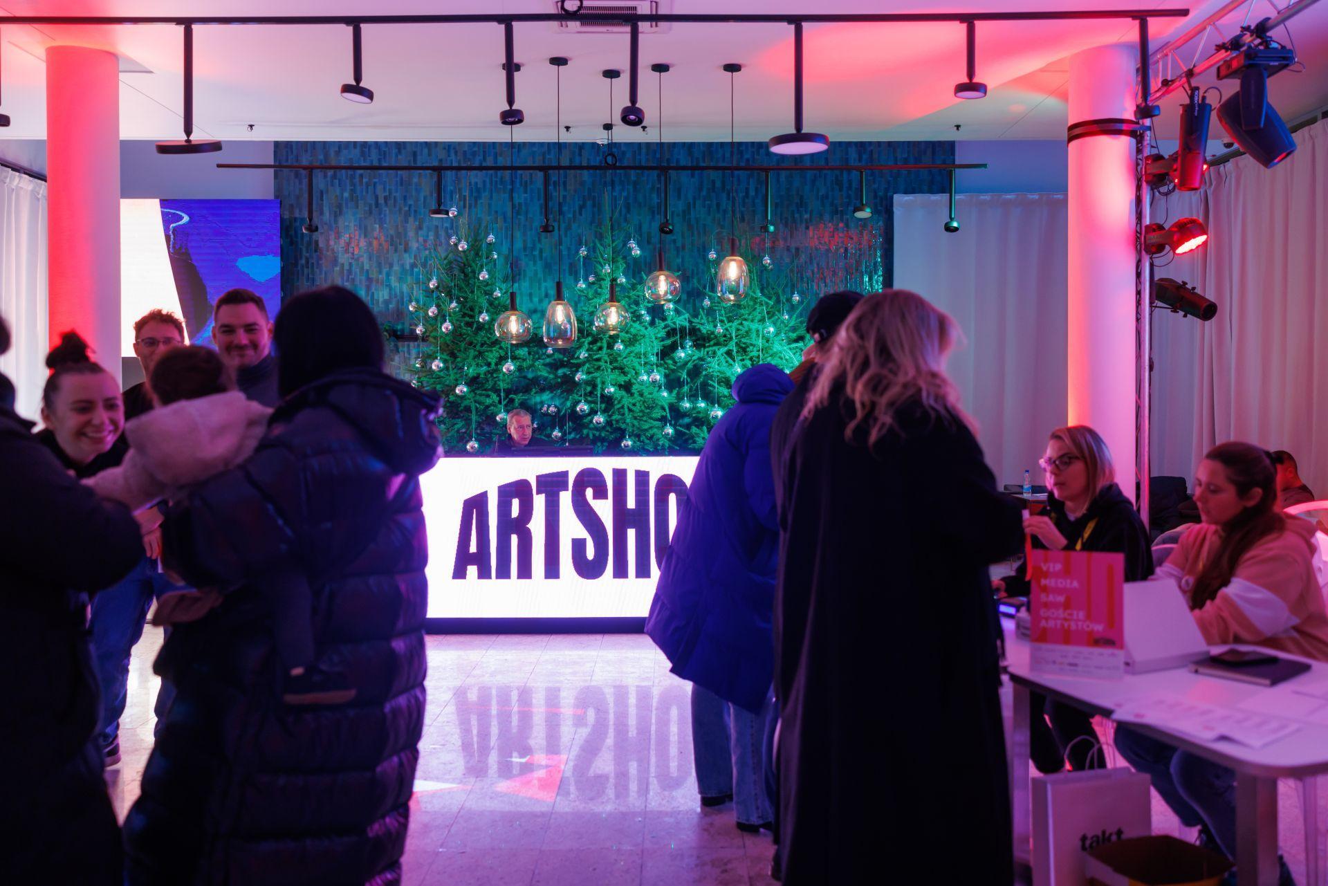 Artshow w Kamienicy Karskich w Warszawie