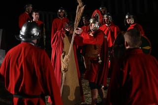 Tak wyglądała śmierć Jezusa! Sceny Pasji zobaczymy w Niedzielę Palmową w „Dolinie Śmierci” 