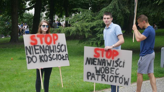 Protest przeciw przemocy w Białymstoku