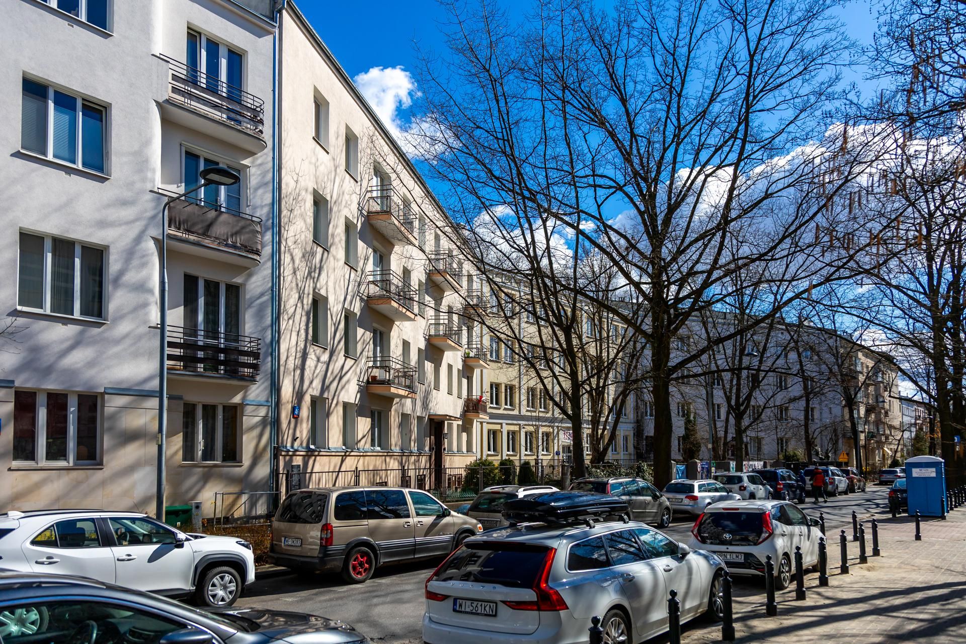 Kamienica przy ul. Kieleckiej 46 w Warszawie