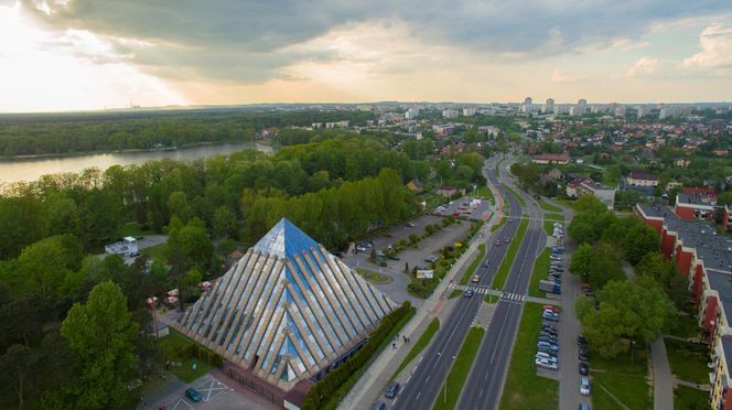 3. Tychy