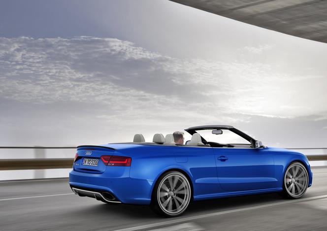 Audi RS5 Cabriolet 2013