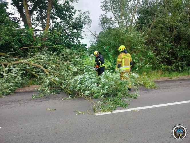 Wichury w Podlaskiem. Setki interwencji strażaków w całym regionie