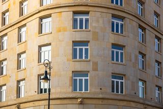 Dom bez kantów w Warszawie