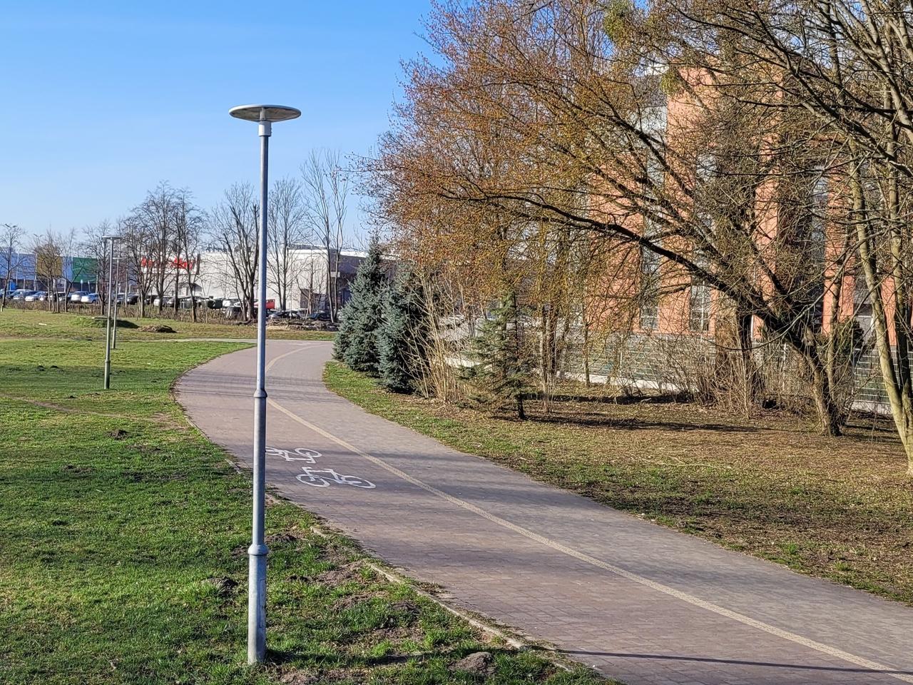 60 nowych lamp w pilskich parkach