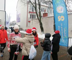 Siedlce: Charytatywny Mikołajkowy bieg z Dwójką