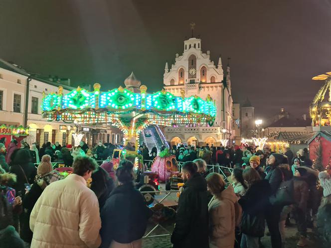 Świąteczne Miasteczko w Rzeszowie [ZDJĘCIA]