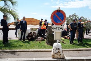 Dramat na festiwalu w Cannes! Producent uderzony przez palmę trafił do szpitala 