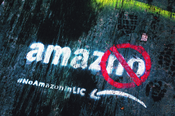 Bunt przeciwko Amazon   