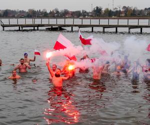 Hop do wody! Tak morsy z woj. lubelskiego świętowały Święto Niepodległości!