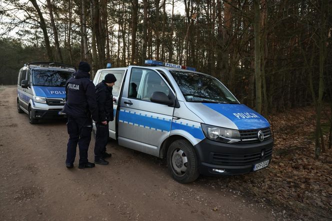 Policjanci pod domem Zbigniewa Ziobry