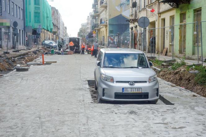 W Tarnowskich Górach betonowali samochody, nim to się stało modne w Łodzi...