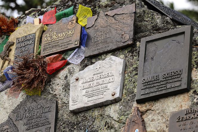 Wyjątkowy cmentarz w Tatrach Wysokich. „Umarłym na pamiątkę, żyjącym ku przestrodze”