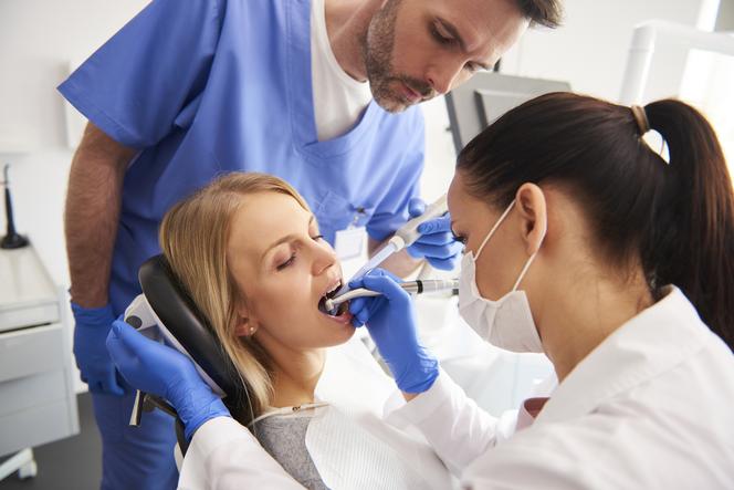 Czy leczenie zębów w ciąży jest bezpieczne? 
