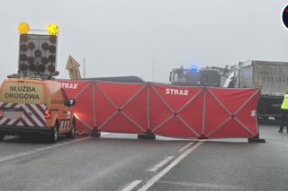 Czołowe zderzenie busa z tirem na DK50! Są ranni, jedna osoba nie żyje