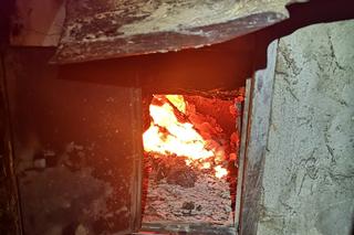 Akcja strażaków w Cybince. Pożar mógł objąć cały budynek