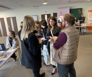 Targi Pracy na UWM 2025. Ogromne zainteresowanie wydarzeniem. Zobacz zdjęcia!