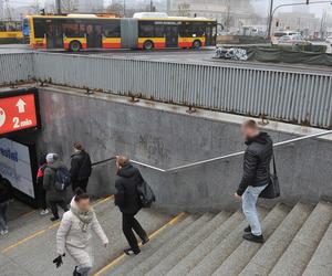 Moda na zasypywanie przejść podziemnych. Zamiast nich powstaną zebry