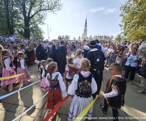 II szczyt pielgrzymkowy na Jasną Górę. Więcej pątników niż w zeszłym roku