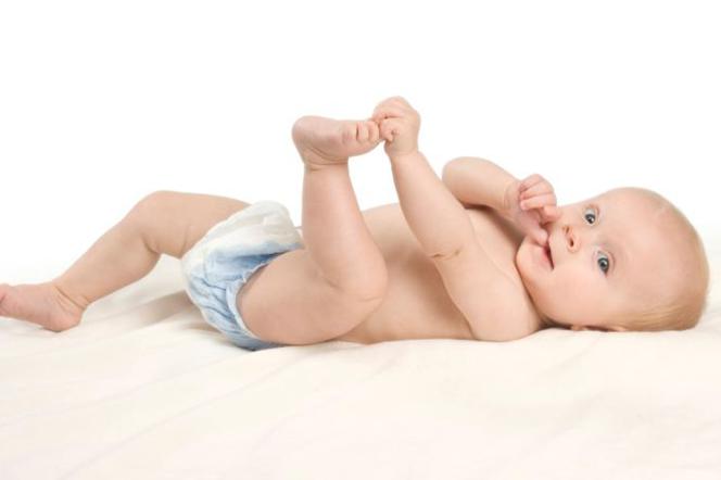 KATAR u niemowlaka: 10 sposobów na zatkany nosek