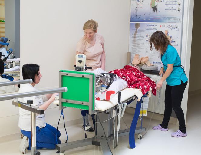 Marzę by stanąć na nogi