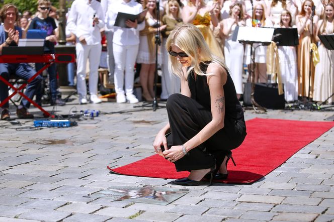 Doda i Daria Zawiałow wyróżnione w wyjątkowy sposób. Artystki nie kryły wzruszenia w Opolu