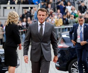 Prawda o Macronie ujawniona! Nie zgadniesz, co kupuje hurtowo perfumy i zlewa się nimi w hurtowych ilościach