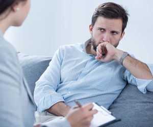 Torbiel nasienna: jak powstaje i czy trzeba ją leczyć