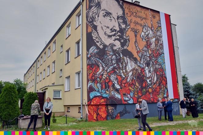 W Jedwabnem odsłonięto mural upamiętniający polską husarię i bitwę pod Kłuszynem