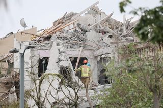   Izrael-Iran. Nocna wymiana uderzeń. Szef ONZ apeluje o deeskalację