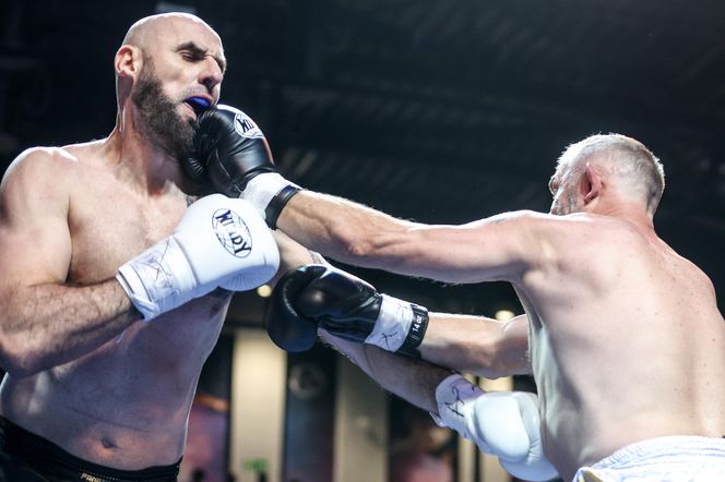 Marcin Gortat w bokserskim meczu zmierzył się... ze swoim bratem. „Szkoda, że nasz tata tego nie zobaczył”