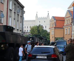 Do Lublina wjechało wojsko. Na ulicach czołgi, rosomaki i inne wozy pancerne. Musicie to zobaczyć!