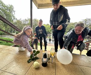 Setki osób upamiętniły Oliwiera. 20-latek zmarł po interwencji policji. Zabili go jak zwierzę