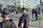 Wrocław. Burdy kibiców na Starym Rynku. Interweniowała policja [ZDJĘCIA].