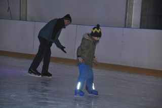 Lodowisko na Telegrafie w Kielcach. Grudzień 2024