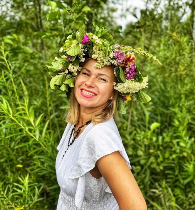 Wyjątkowe „Morsowe Wianki” ekipy "Mors Może Więcej" nad zalewem w Wąchocku. Było magicznie