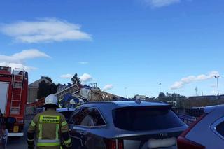 Wieliczka. Katastrofa budowlana. Dźwig przewrócił się na kontener pracowniczy, są ofiary