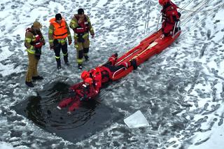 Ćwiczenia strażaków odbyły się tradycyjnie nad zalewem nad Muchawką w Siedlcach