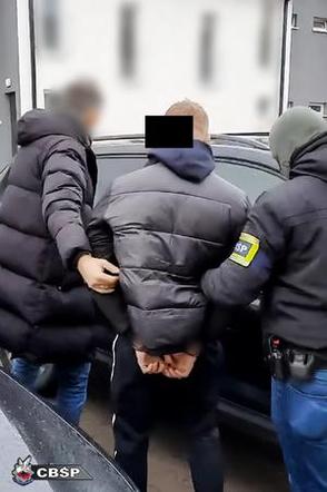 Jedna z największych akcji w historii CBŚP! Przestępcy produkowali i sprzedawali fałszywe produkty lecznicze